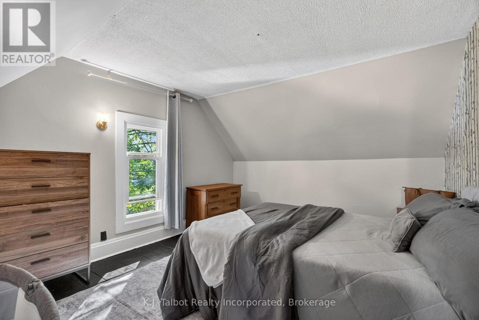 345 CAMBRIDGE STREET - 25