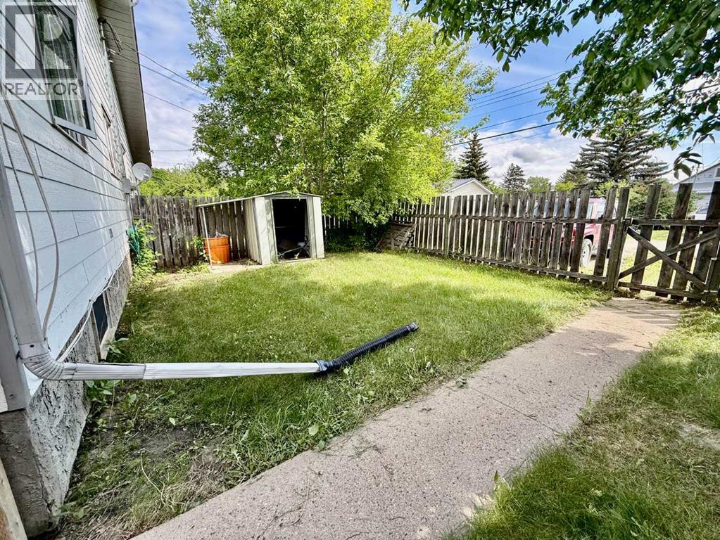 5119 51 Street - 29