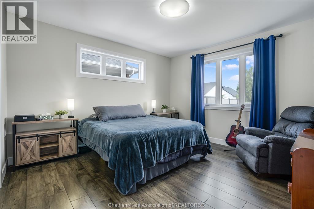 308 Davies STREET East - 11