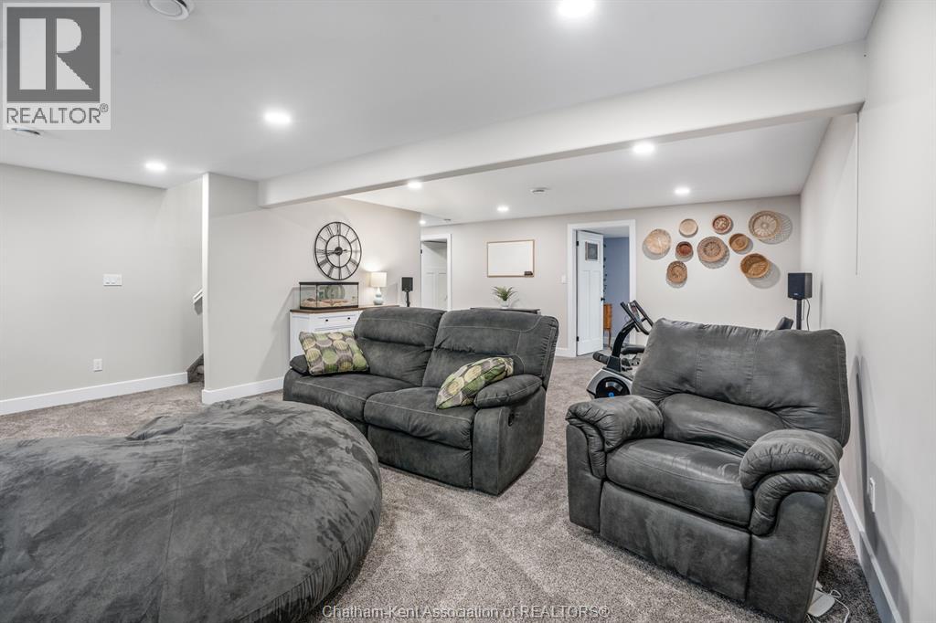 308 Davies STREET East - 21