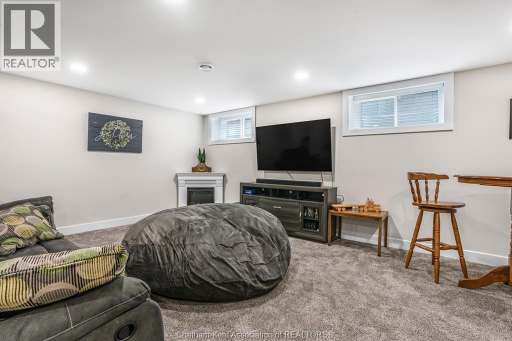 308 Davies STREET East - 23