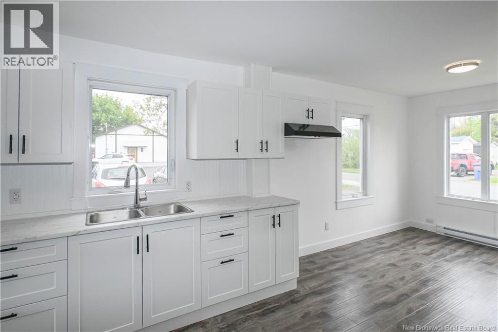 135 Degrâce Street - 11