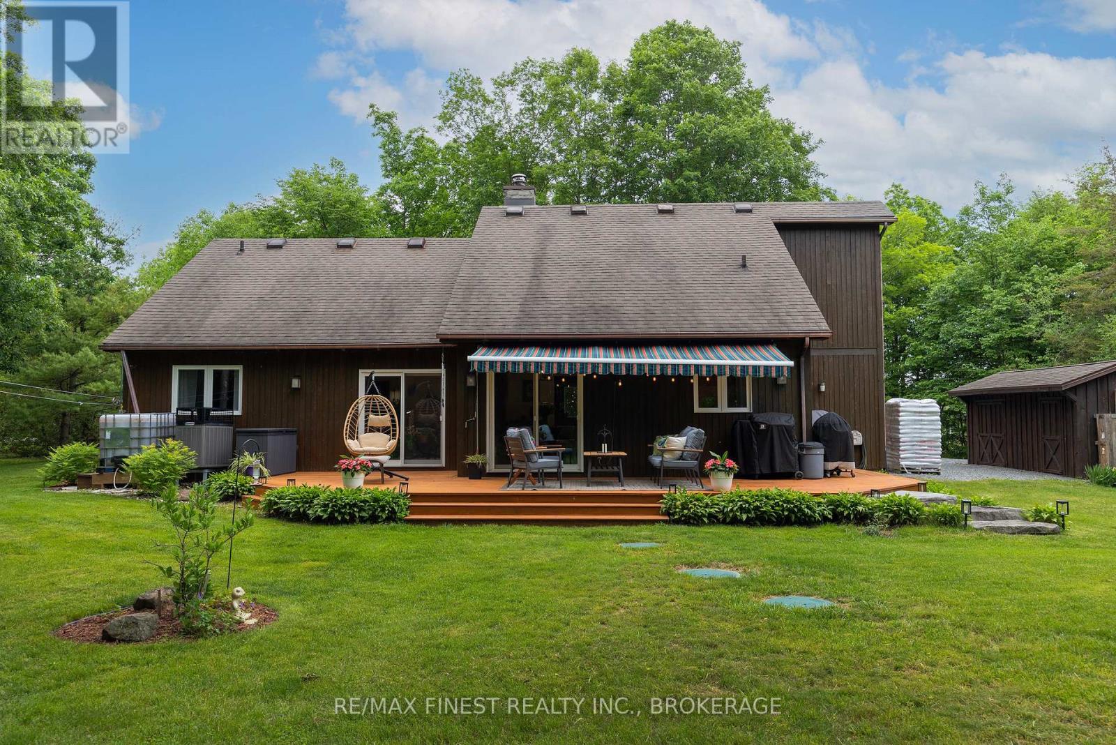 3886 HOLMES ROAD - 10