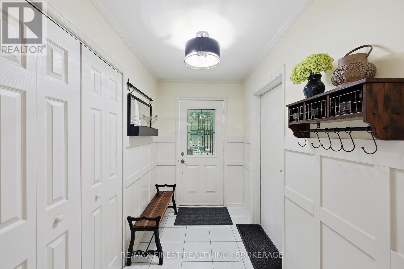 3886 HOLMES ROAD - 20