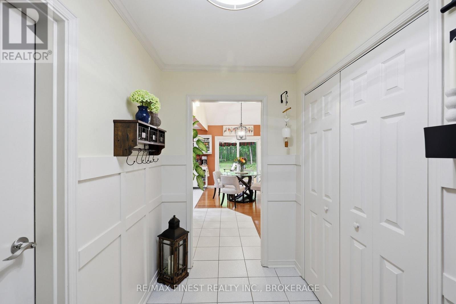 3886 HOLMES ROAD - 21