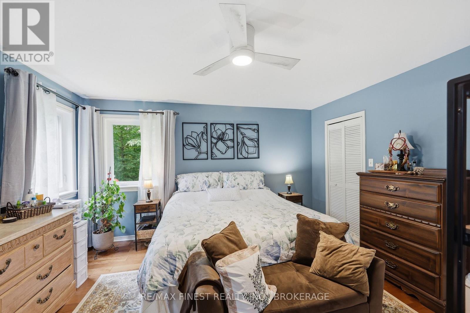 3886 HOLMES ROAD - 38