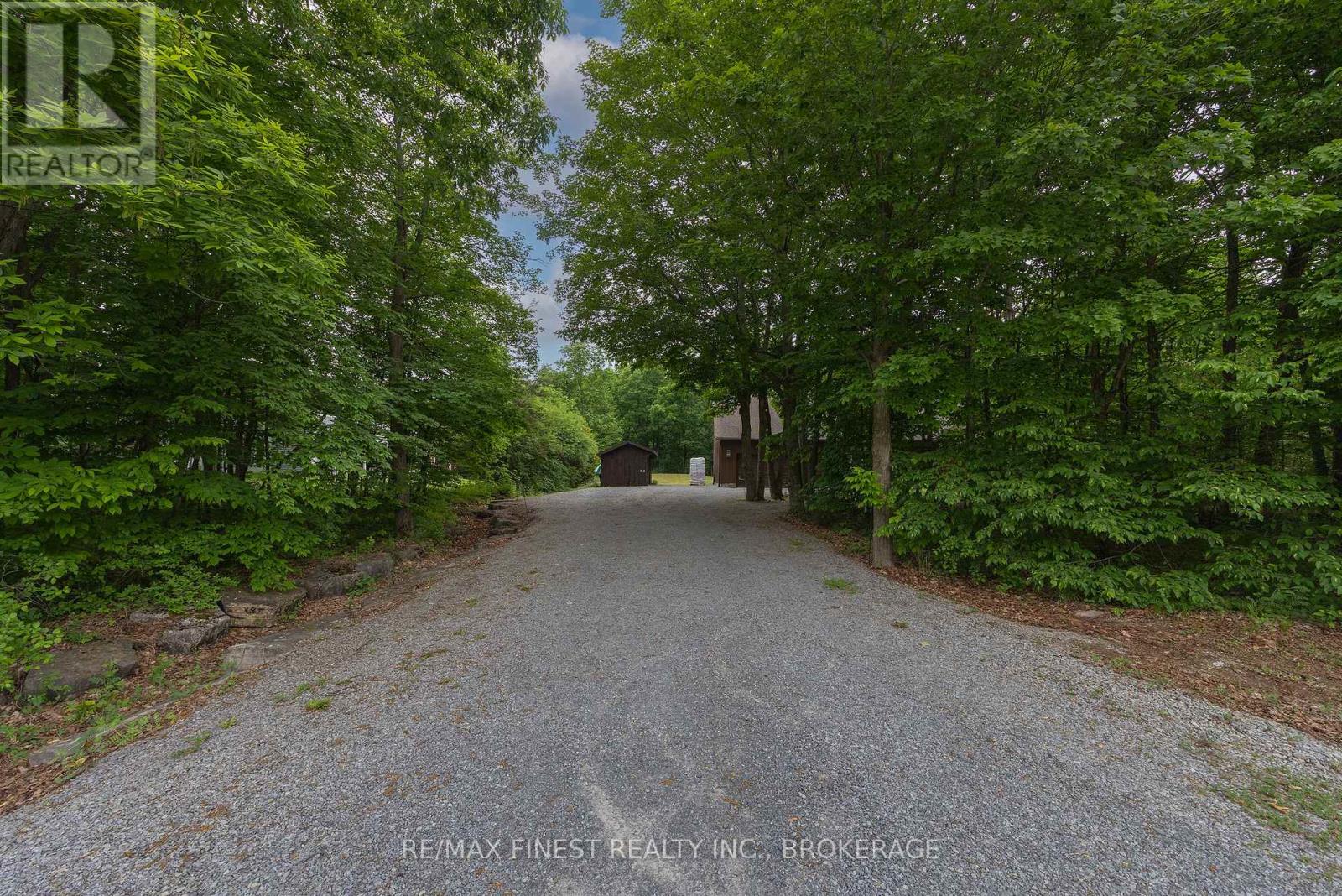 3886 HOLMES ROAD - 4