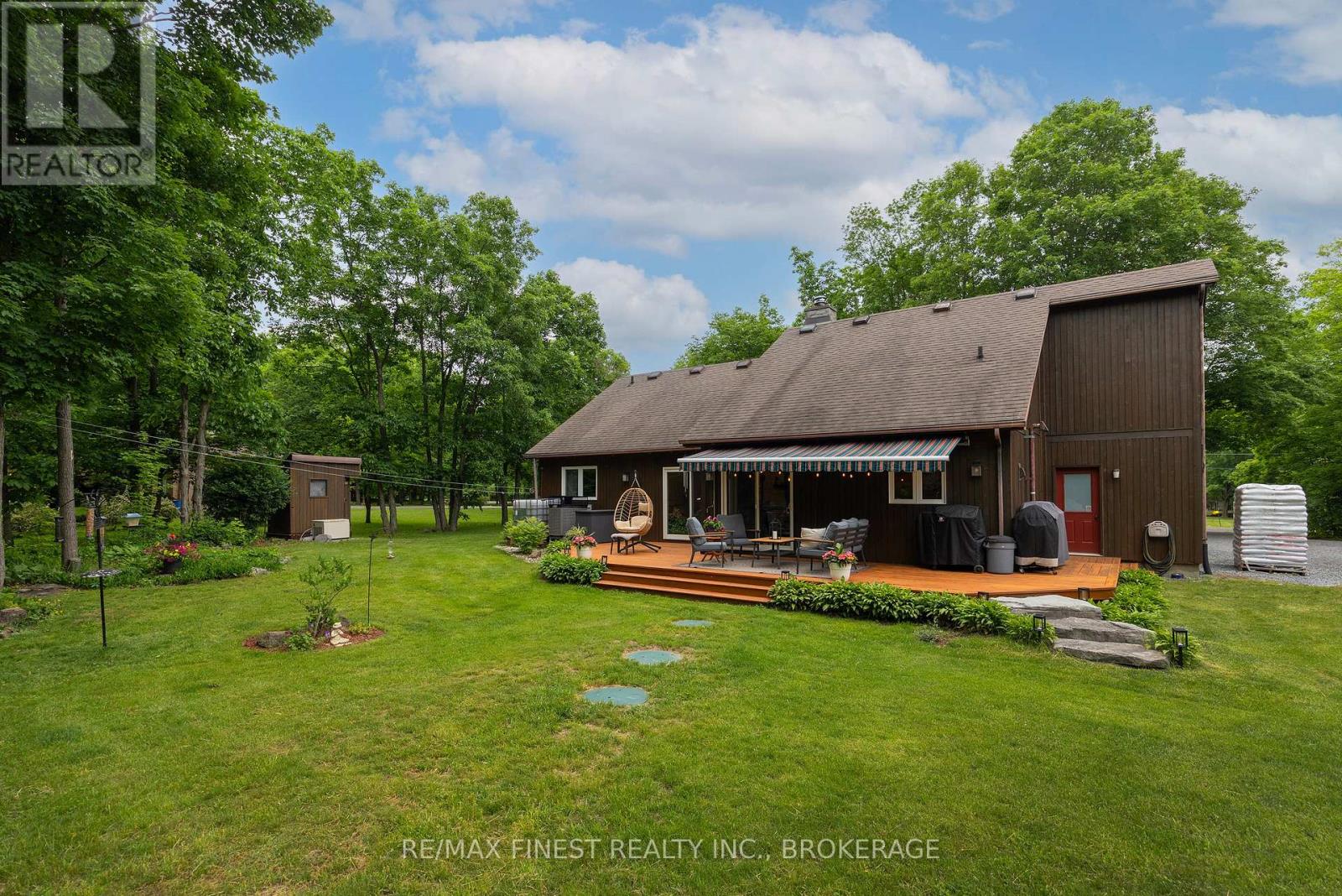 3886 HOLMES ROAD - 9