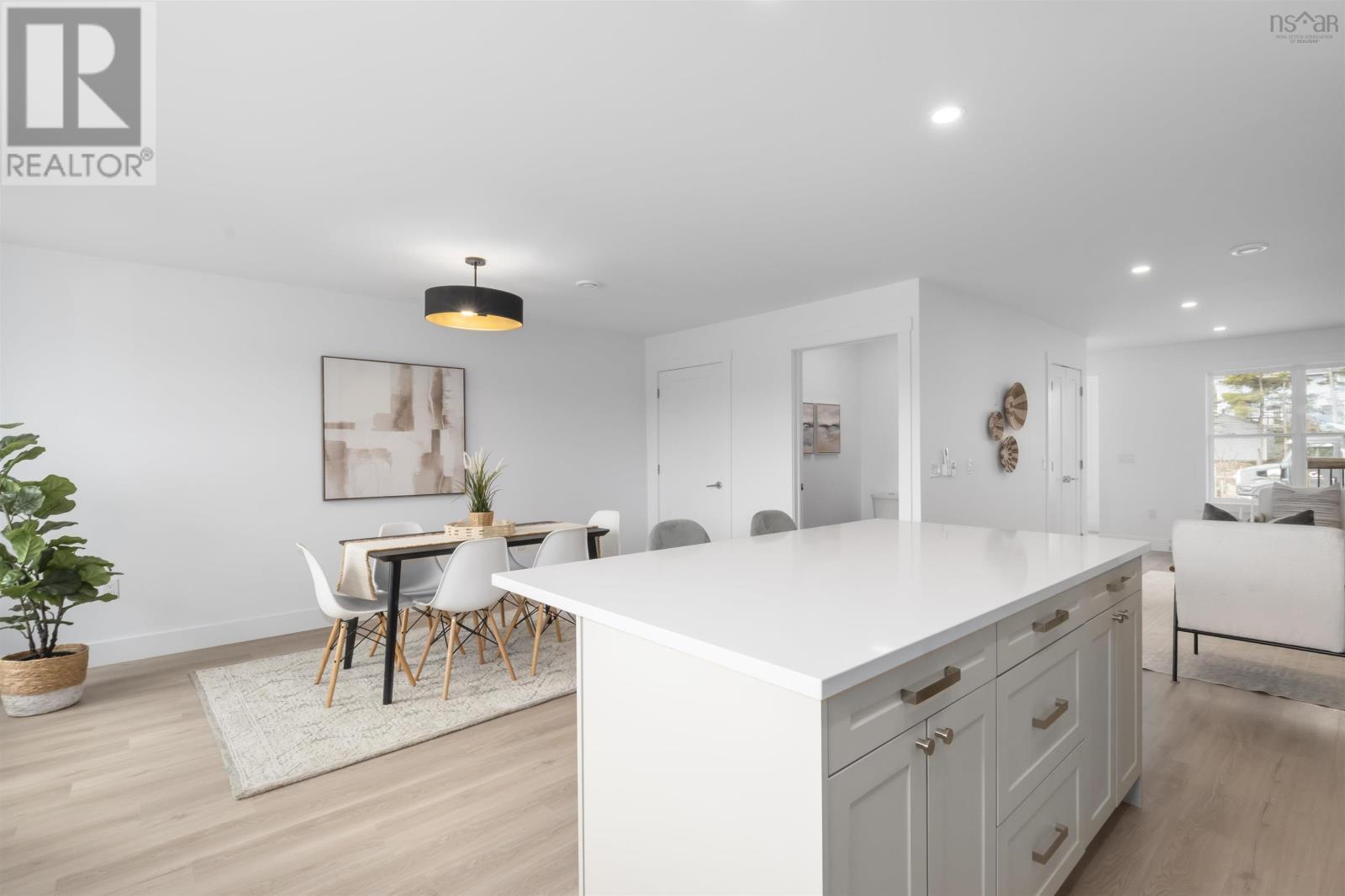 6 Berm Street - 11