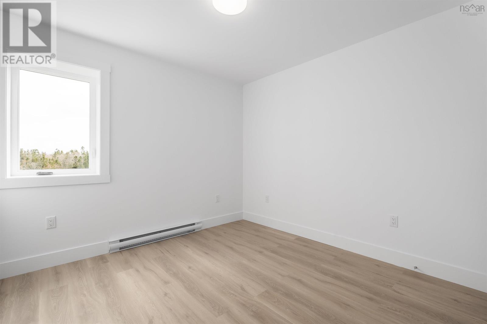 6 Berm Street - 25