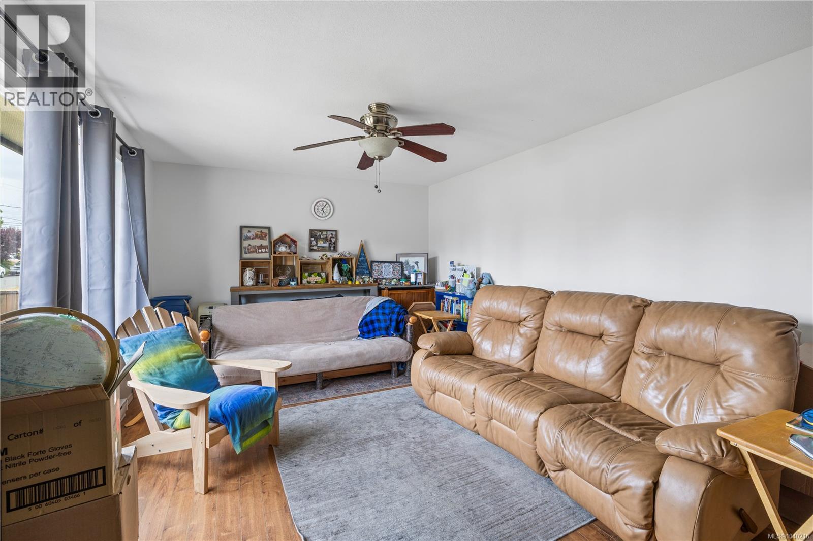 206 Stanford Ave - 10