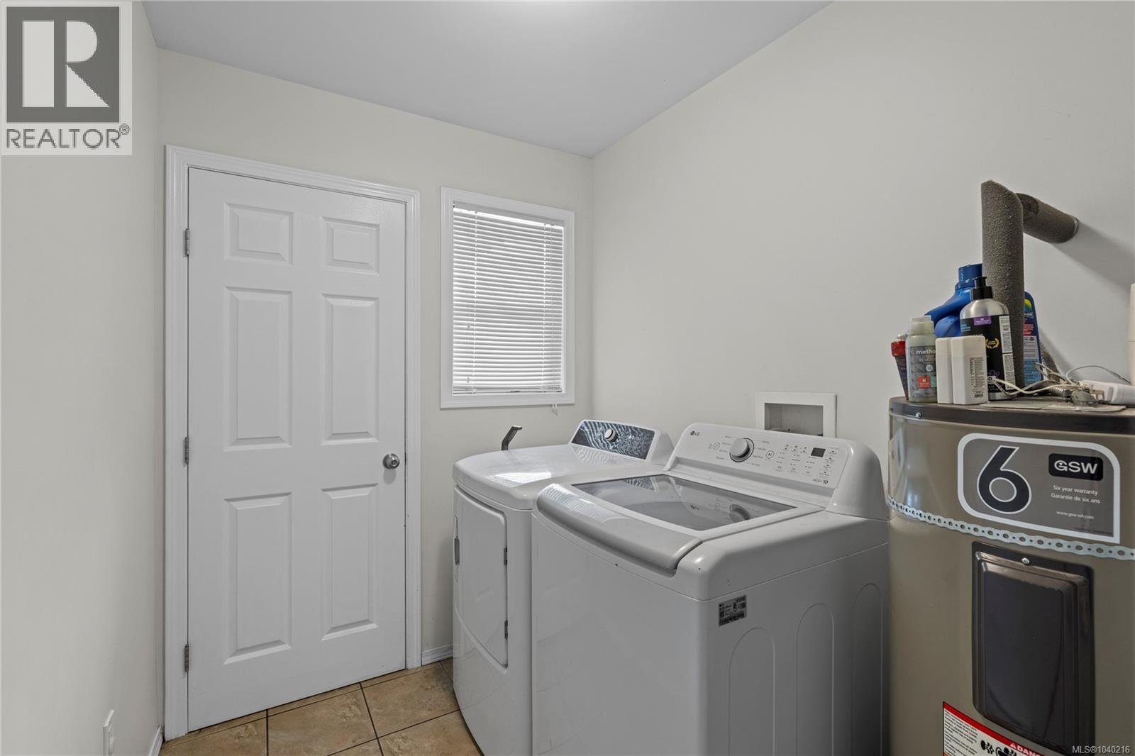 206 Stanford Ave - 7