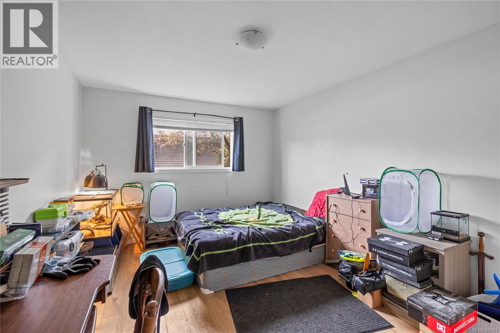206 Stanford Ave - 9