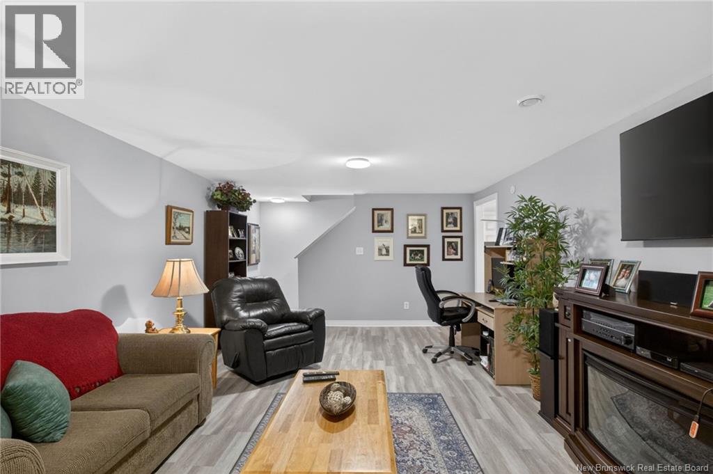 113 Domethilde Crescent - Image 29
