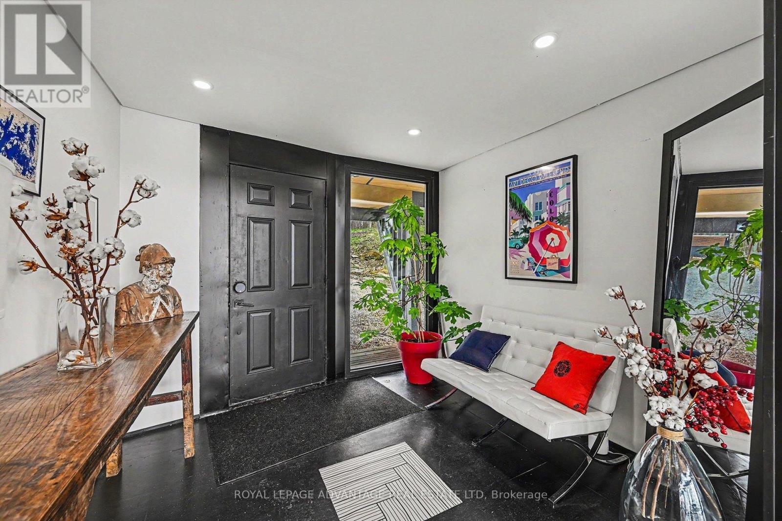 613 HAMILTON LANE - 16