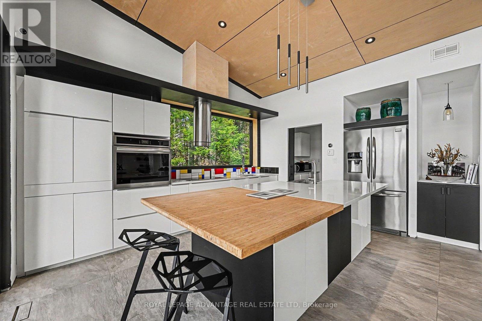 613 HAMILTON LANE - 25