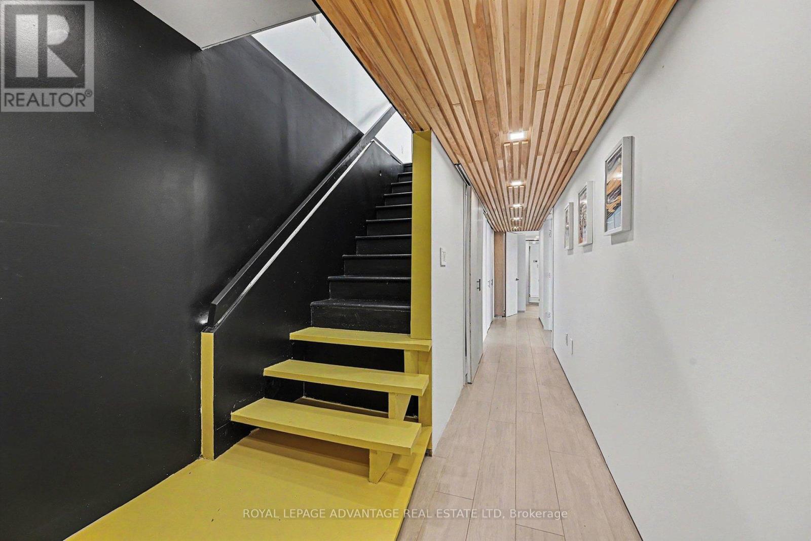 613 HAMILTON LANE - 28