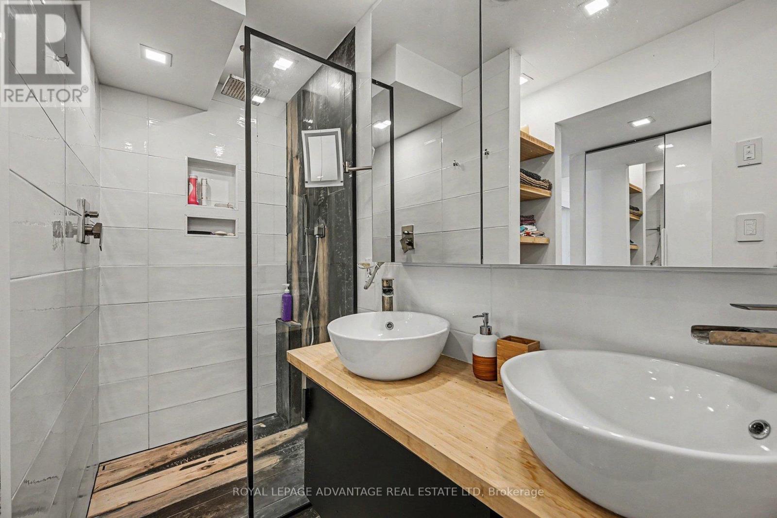613 HAMILTON LANE - 31