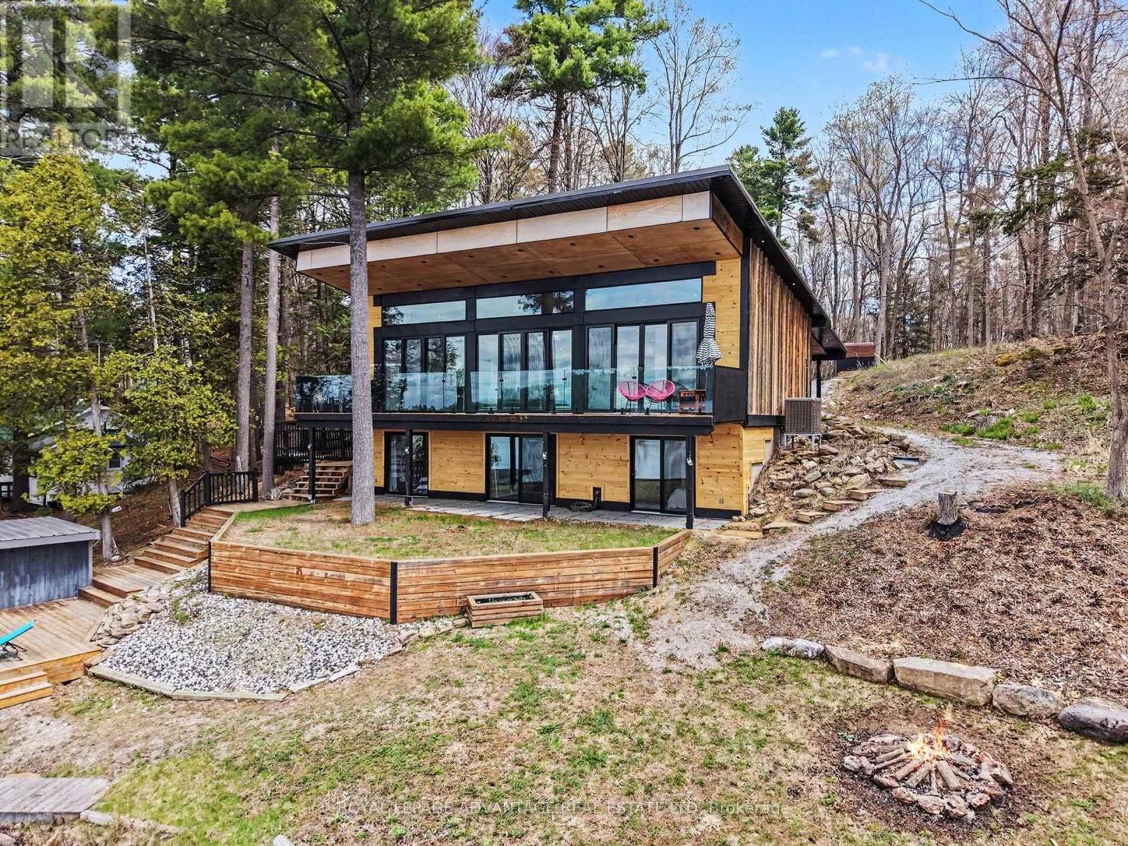 613 HAMILTON LANE - 35