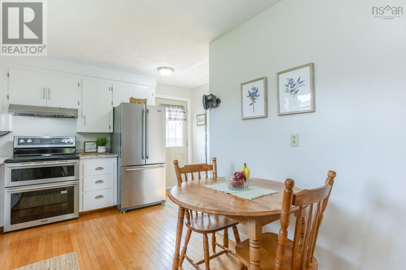 48 Rogers Road - 13