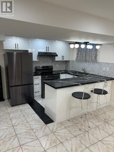 #70 77 NORMAN WESLEY WAY - 8