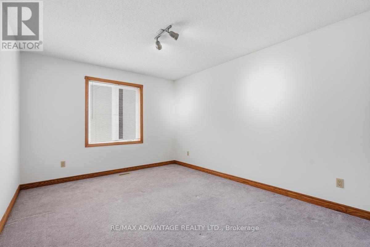 74 MILL ROAD - 34