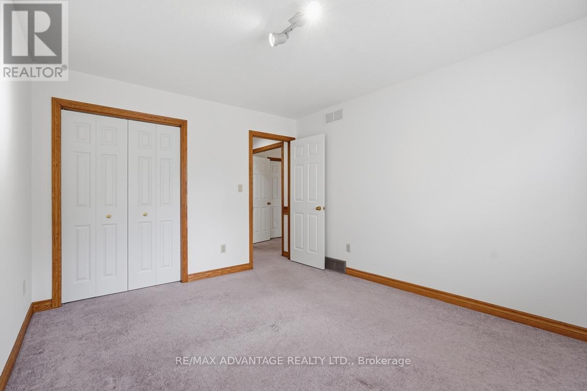 74 MILL ROAD - 35