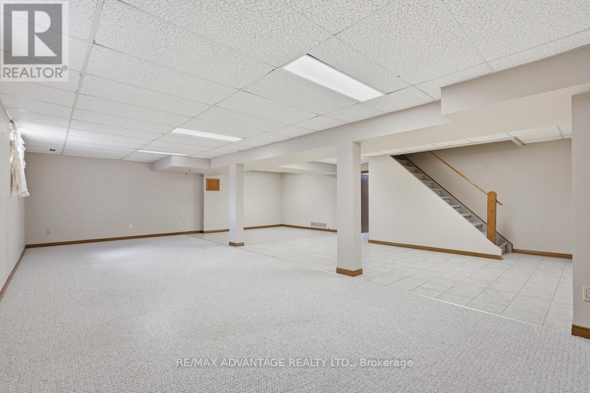 74 MILL ROAD - 40