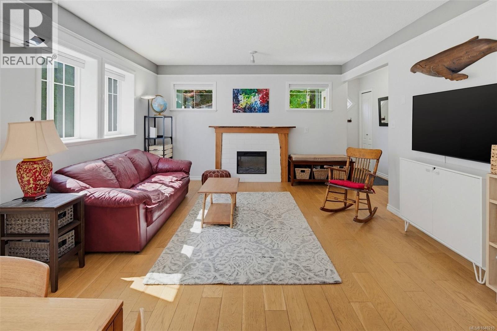  208 Raynor Avenue, Victoria