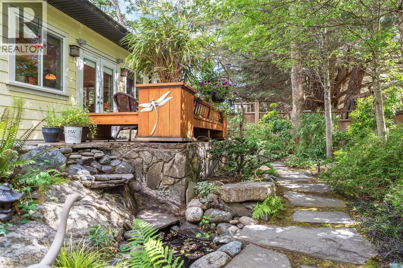  3962 Stan Wright Lane, Saanich