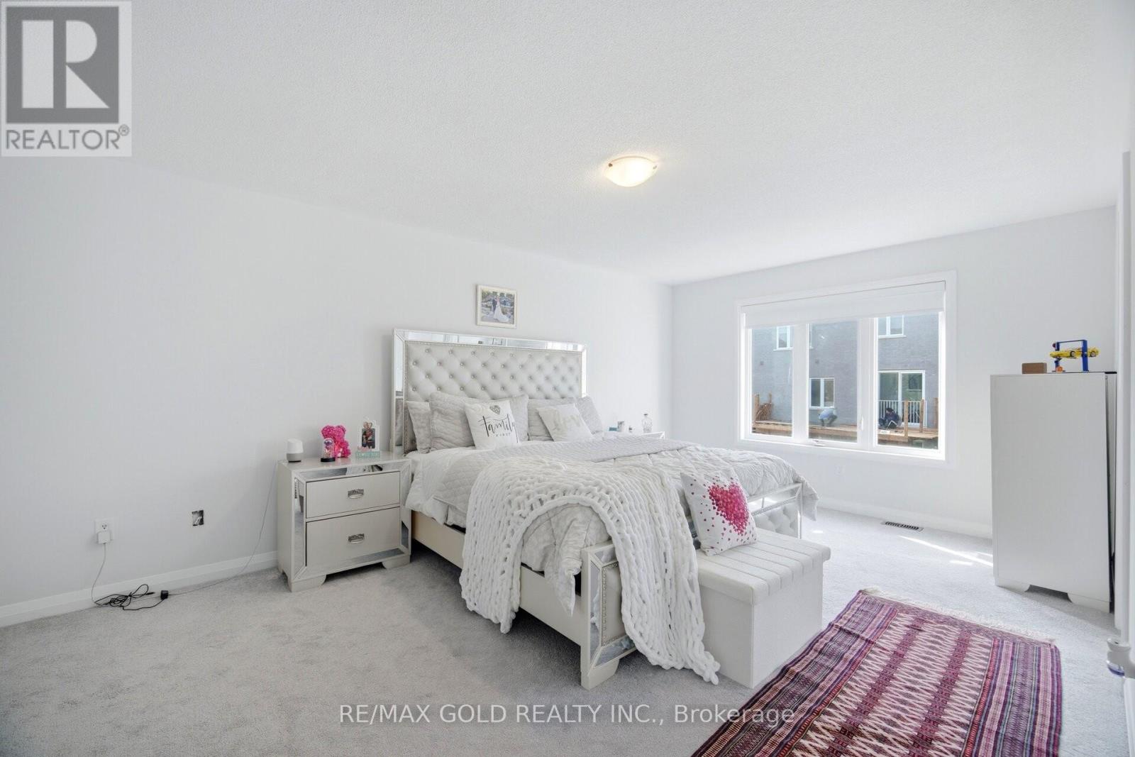 1583 STOVELL CRESCENT - 18