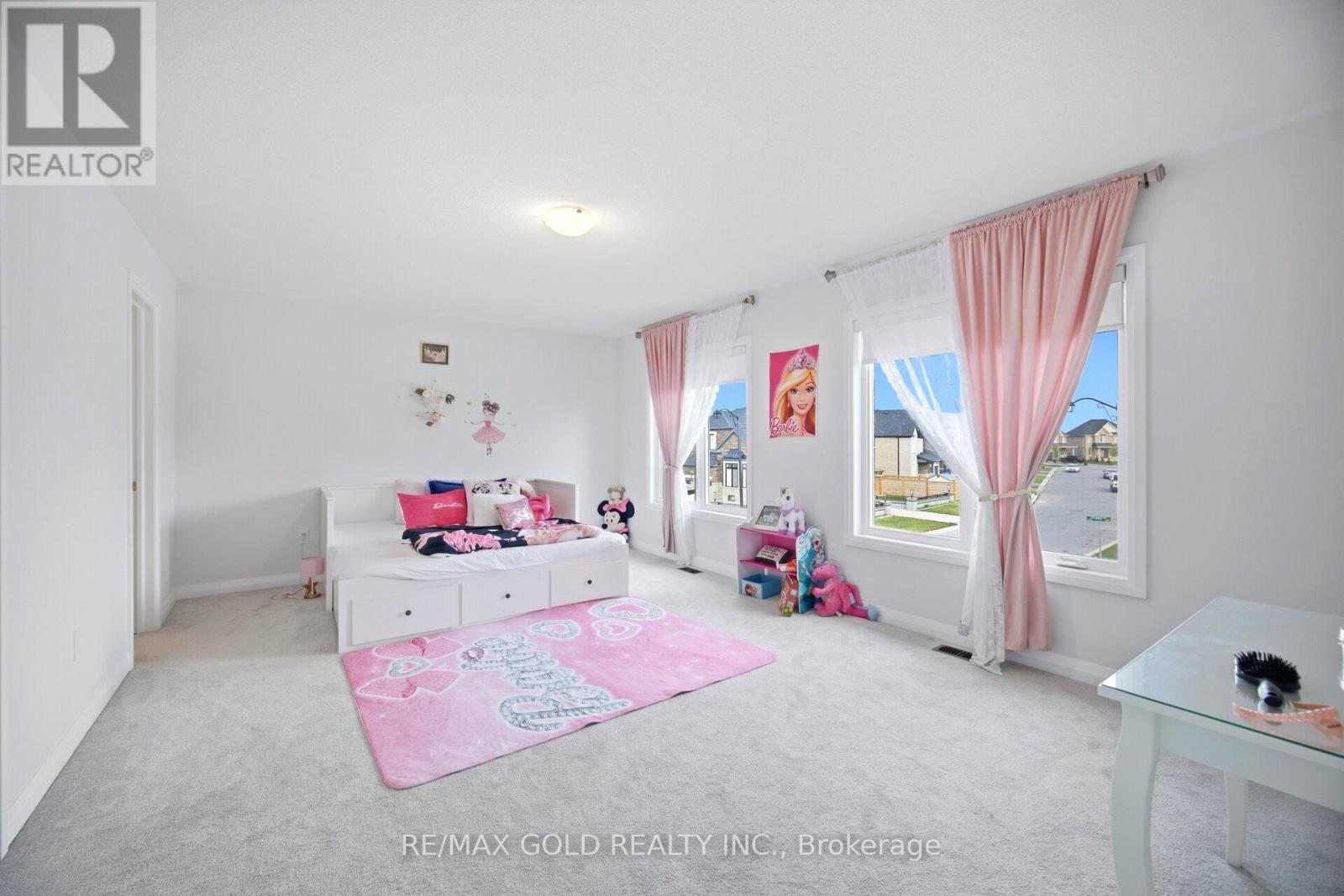 1583 STOVELL CRESCENT - 22