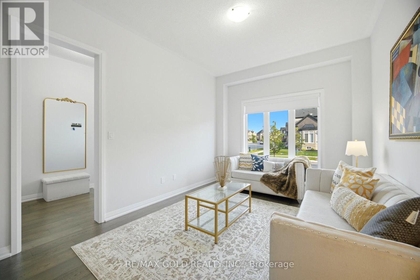 1583 STOVELL CRESCENT - 3