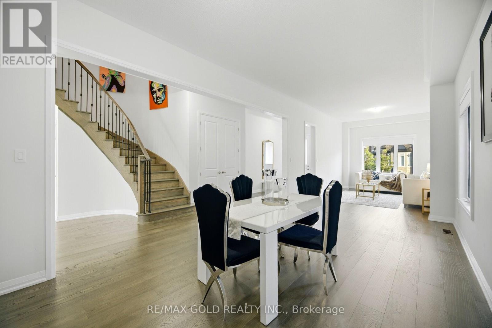 1583 STOVELL CRESCENT - 6