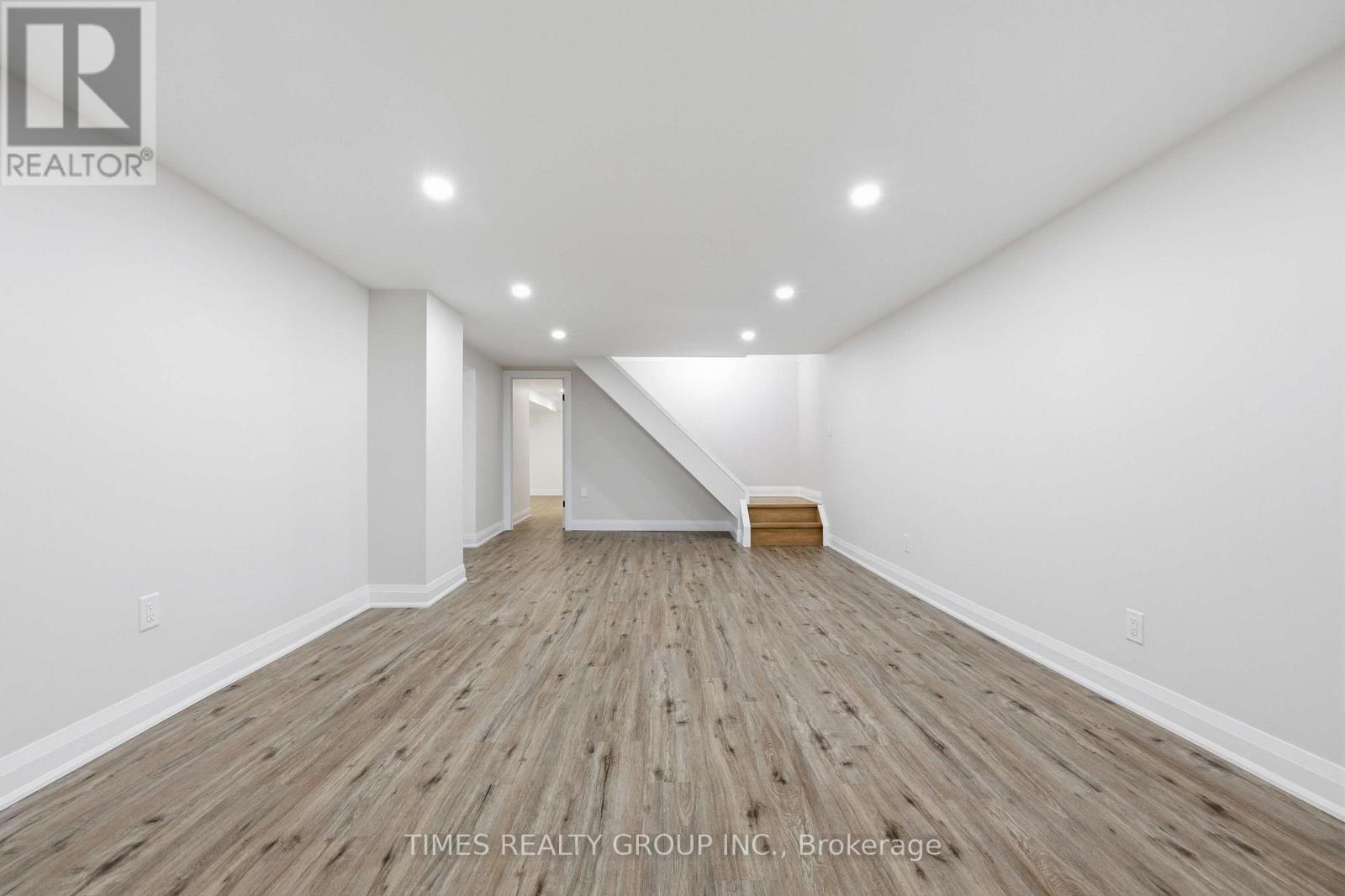 75 BESWICK DRIVE - 25