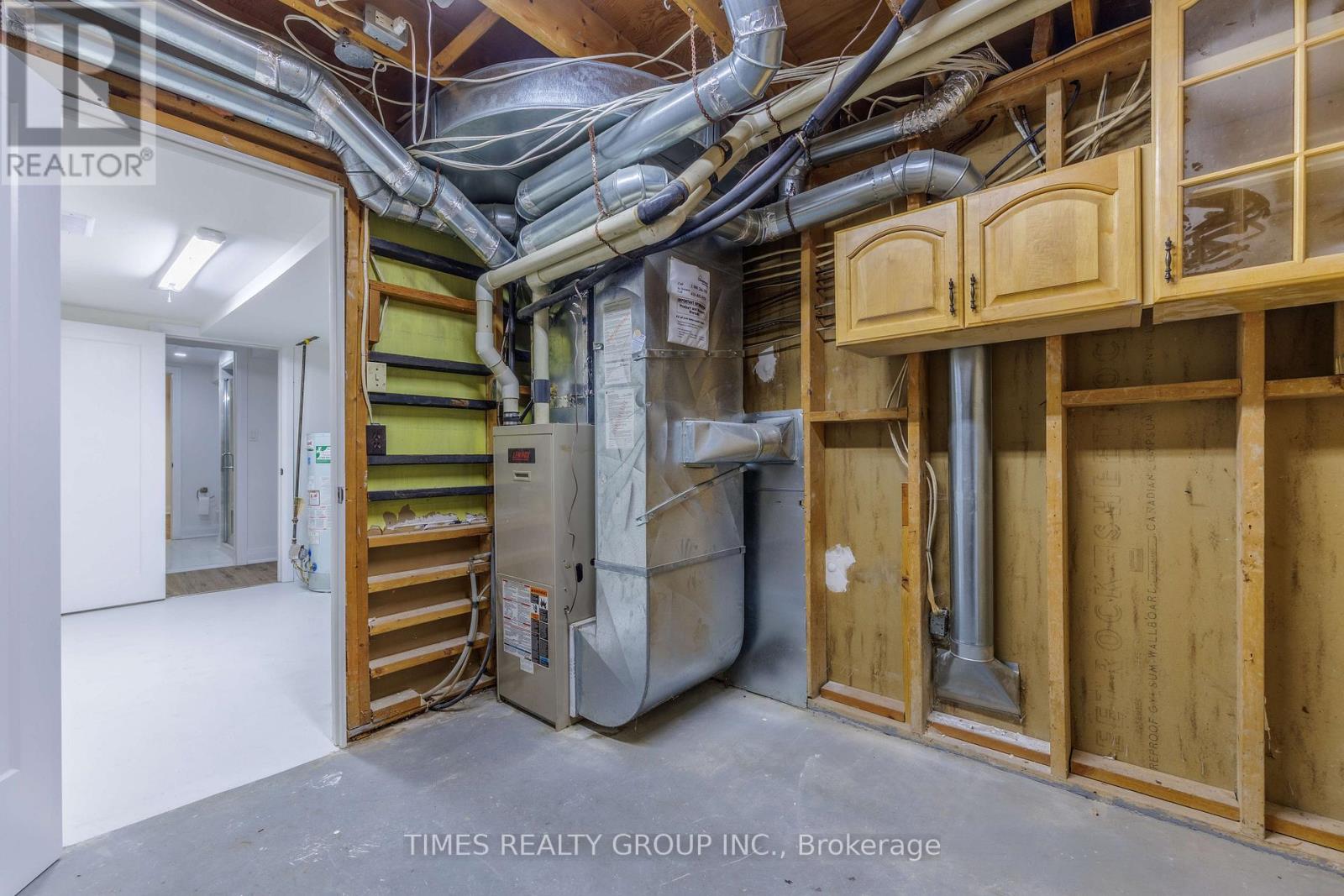 75 BESWICK DRIVE - 31