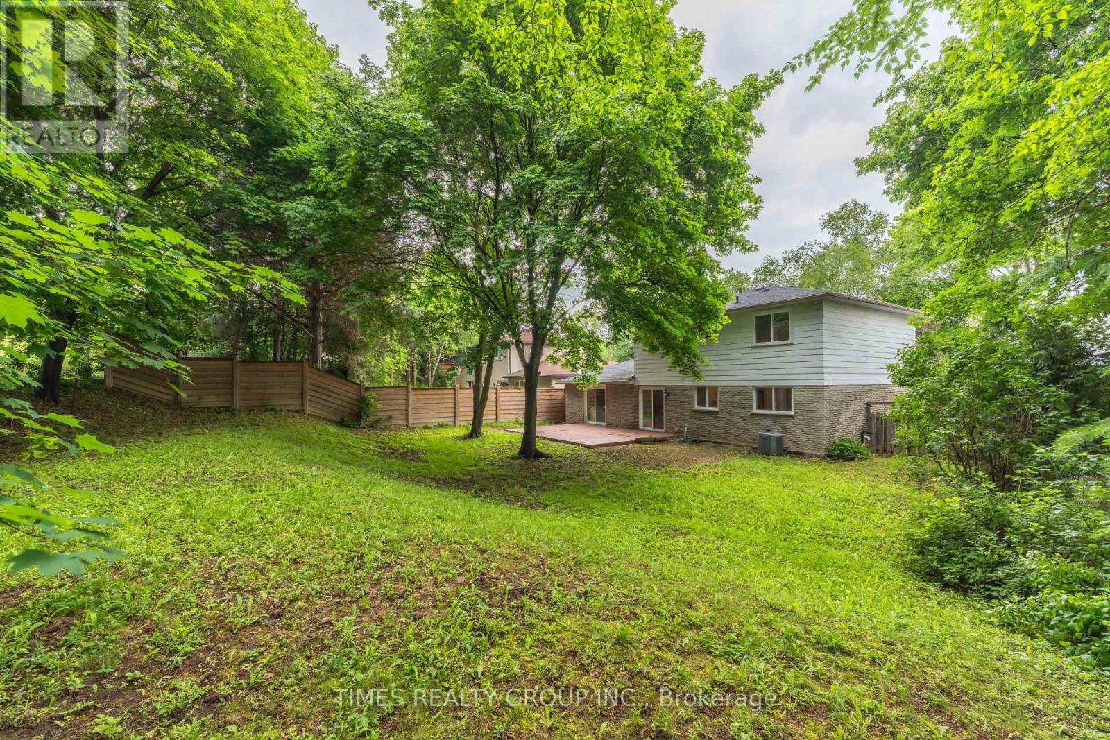 75 BESWICK DRIVE - 32