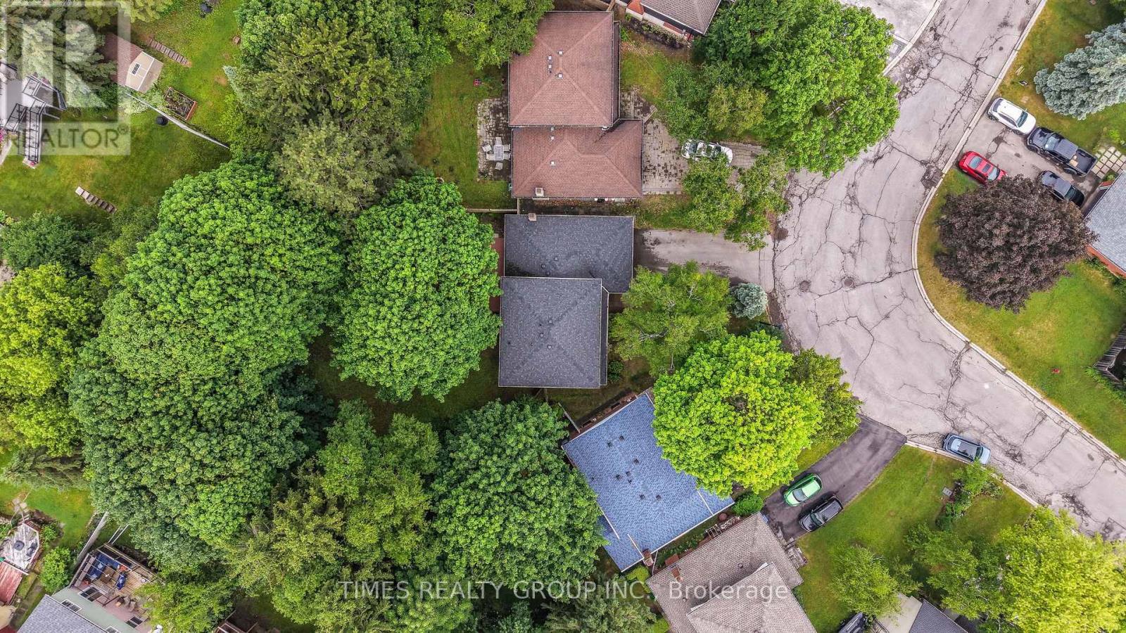 75 BESWICK DRIVE - 35