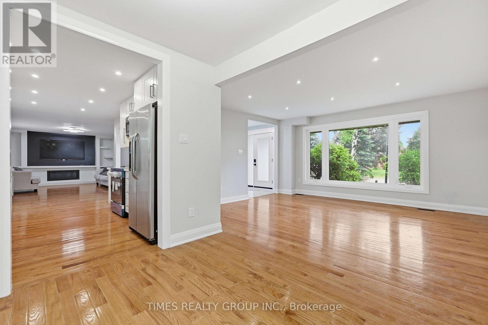 75 BESWICK DRIVE - 5