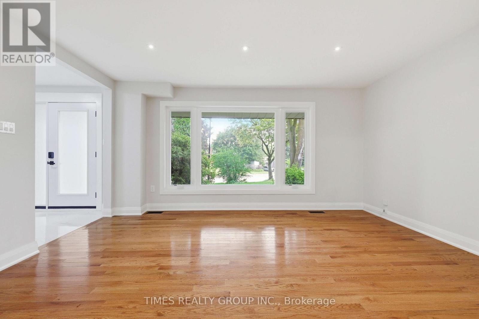 75 BESWICK DRIVE - 6