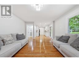 75 Beswick Drive, Newmarket, ON L3Y1E8 Photo 13