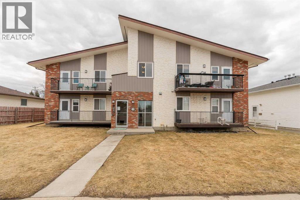 7, 1739 St Edward Boulevard N, Lethbridge, Alberta, T1H1X2