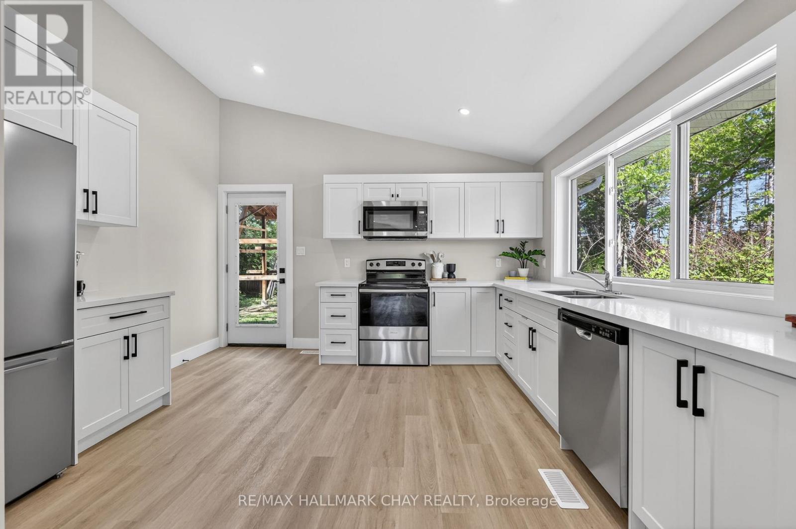 8717 BEACHWOOD ROAD - 15