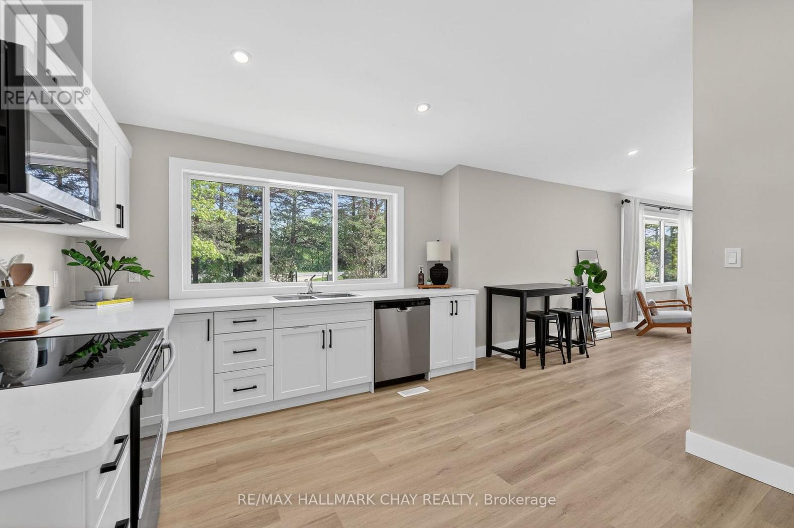8717 BEACHWOOD ROAD - 17