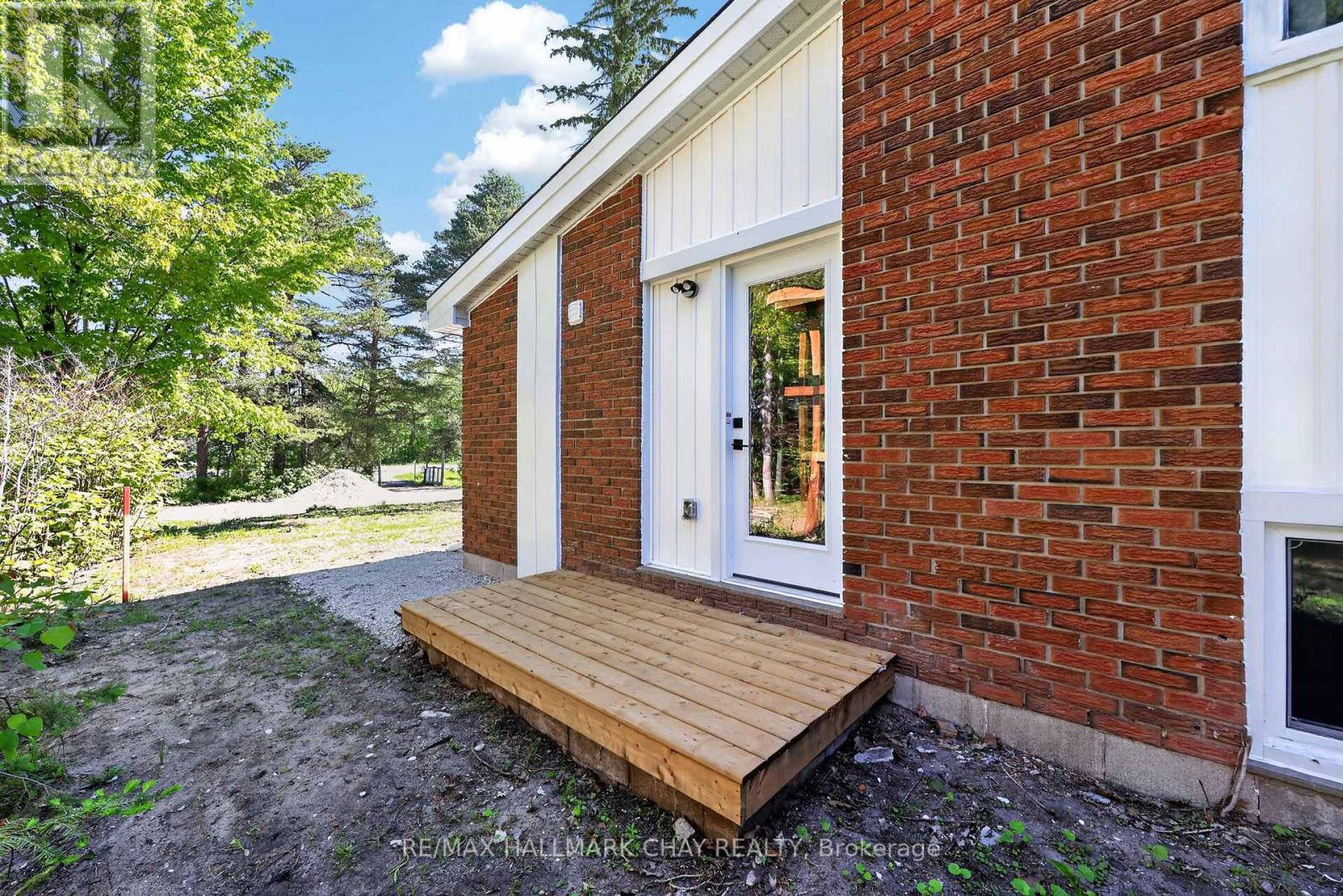 8717 BEACHWOOD ROAD - 9