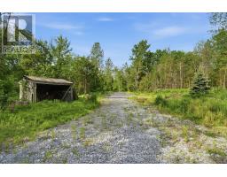 40 Whispering Woods Drive, Quinte West, ON K8V5P7 Photo 11
