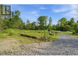 40 Whispering Woods Drive, Quinte West, ON K8V5P7 Photo 13