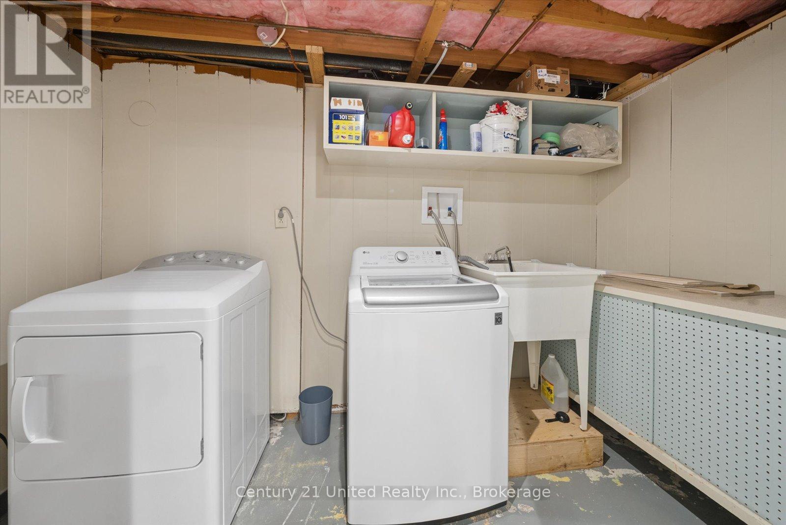 1267 AMUNDSEN AVENUE - 31