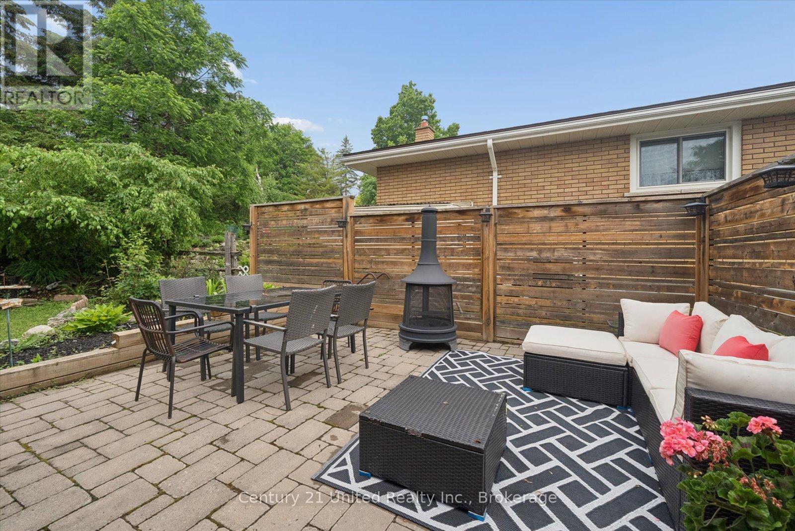 1267 AMUNDSEN AVENUE - 38