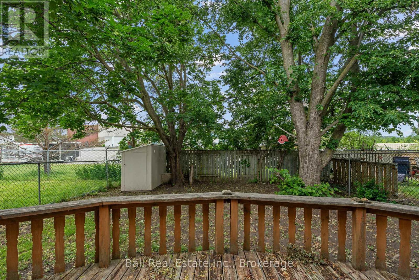 735 MOUNTAIN ASH ROAD - Image 41